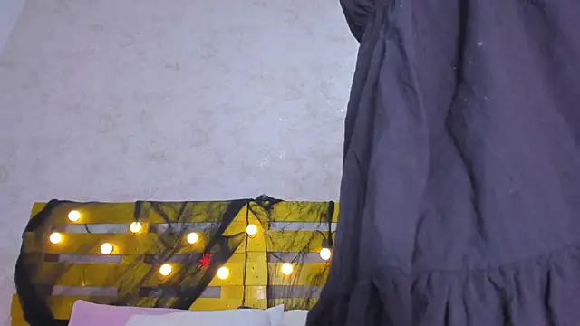 thalia888  online show from 10-30-25, 07:14