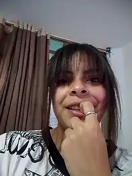 MiaCollinssx online show from 11-15-25, 11:07