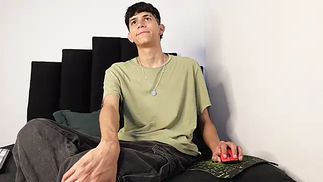 alexmark  online show from 10-06-25, 01:19