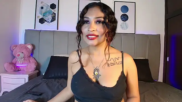 Snapshot of Naiaa_Cruz chatting on 10-01-25, 07:31 Naiaa Cruz online show from 10-01-25, 07:31