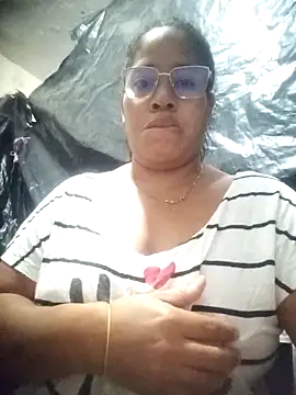 Big ass submissive online show from 12-17-25, 03:12