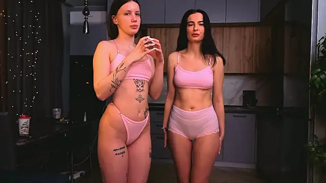 Snapshot of Anny_Molly chatting on 02-14-26, 06:10 Anny Molly online show from 02-14-26, 06:10