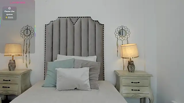 Snapshot of LanaFerrer chatting on 10-14-25, 07:58 LanaFerrer online show from 10-14-25, 07:58