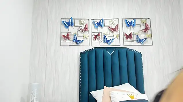 Snapshot of Alison_Carde05 chatting on 11-12-25, 07:13 Alison Carde05 online show from 11-12-25, 07:13