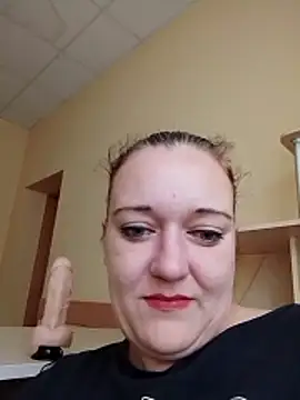 Snapshot of SherryLady291 chatting on 01-06-26, 10:19 SherryLady291 online show from 01-06-26, 10:19