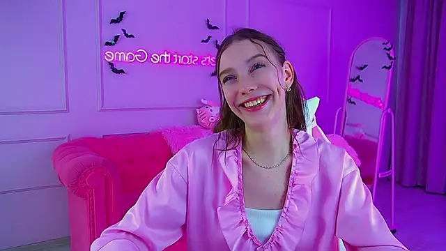 VeronicaVances online show from 11-06-25, 06:09