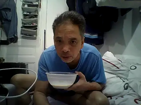 Snapshot of masculado69 chatting on 11-13-25, 07:35 masculado69 online show from 11-13-25, 07:35