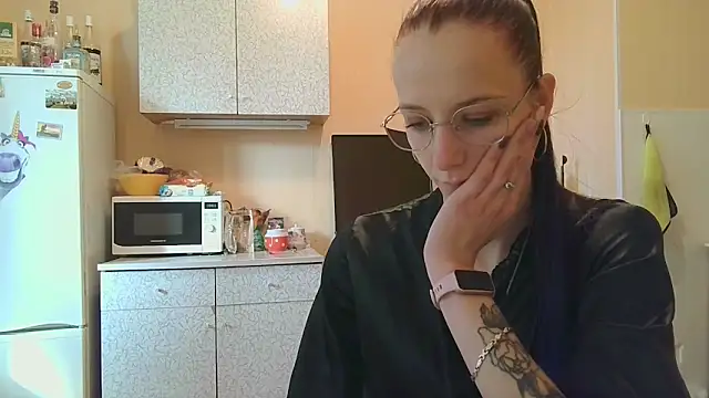 Lucy Divine online show from 09-15-25, 10:48