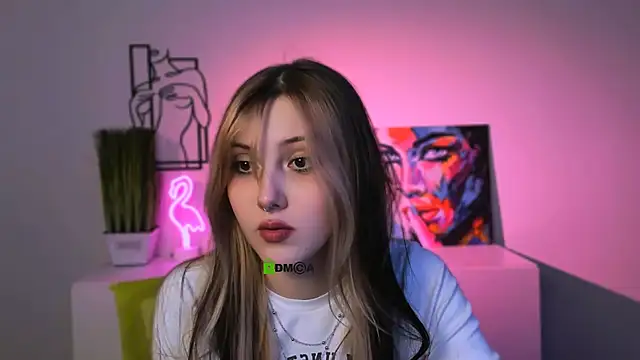 luna tin online show from 11-28-25, 07:05