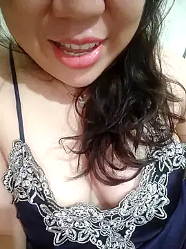 Julyy08 online show from 05-11-26, 09:04
