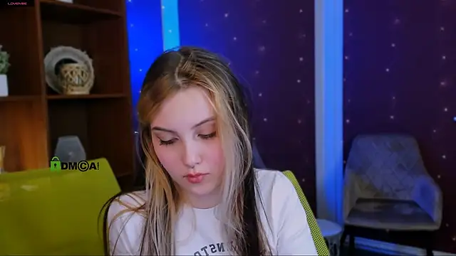 aria moo online show from 11-20-25, 07:35