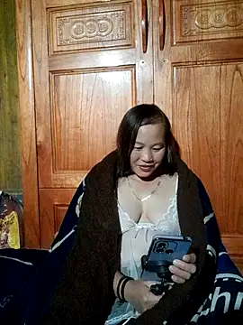 Seg min online show from 10-31-25, 04:08