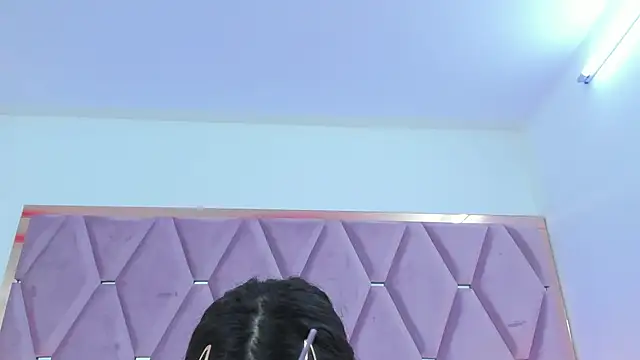 MaskedGirl  online show from 10-11-25, 11:53