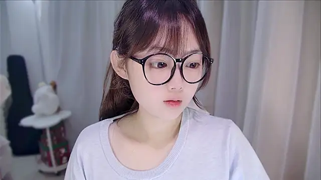 YUANYUAN-A online show from 04-17-26, 12:08