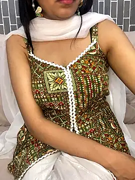 Riya-6969 online show from 04-04-26, 05:43