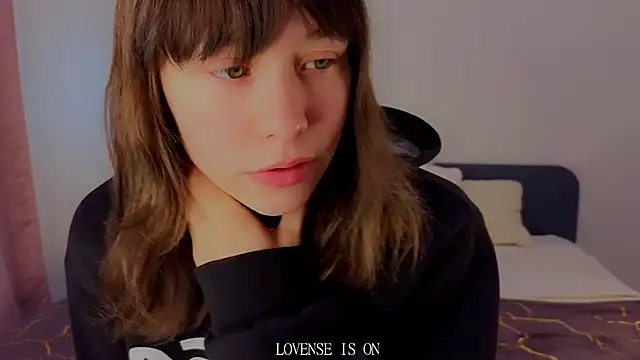 BritniBers online show from 11-30-25, 02:15