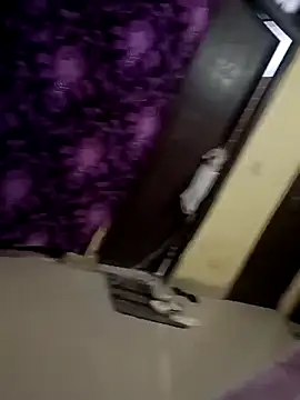 Snapshot of shadab1267 chatting on 10-31-25, 01:23 shadab1267 online show from 10-31-25, 01:23