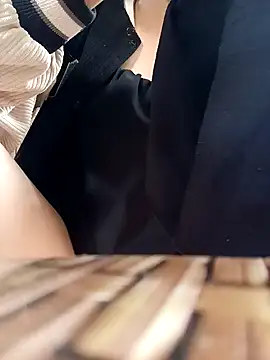 Snapshot of Ficity chatting on 10-28-25, 02:04 Ficity online show from 10-28-25, 02:04