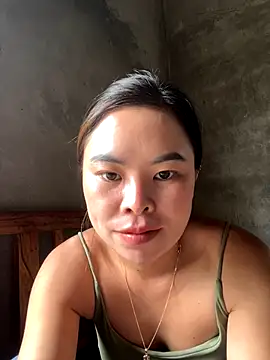 Snapshot of han-cute chatting on 09-25-25, 02:04 han-cute online show from 09-25-25, 02:04