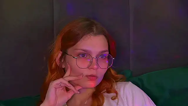 BellaMarebelle online show from 10-10-25, 04:28