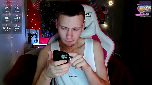 Xavier Night81 online show from 09-29-25, 07:46