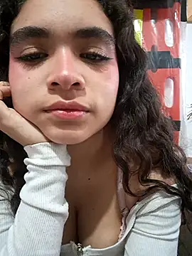 Snapshot of KENDALL_ART chatting on 11-29-25, 09:40 KENDALL ART online show from 11-29-25, 09:40