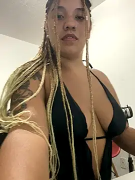 Snapshot of MorganaBelc chatting on 01-07-26, 01:19 MorganaBelc online show from 01-07-26, 01:19