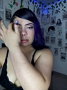 Snapshot of violetaa_castro chatting on 09-28-25, 07:08 violetaa castro online show from 09-28-25, 07:08