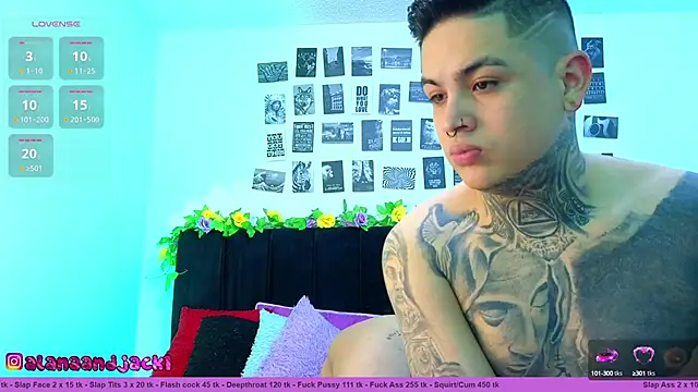 Sarahandzack online show from 09-24-25, 03:26