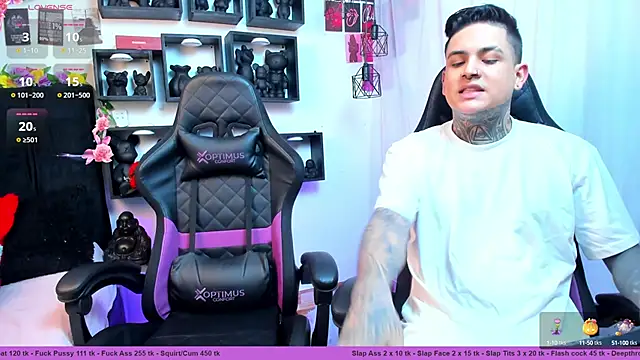 Sarahandzack online show from 10-12-25, 04:50