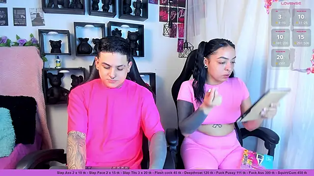 Sarahandzack online show from 11-10-25, 05:45