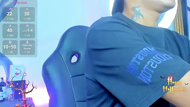 Snapshot of LiamDeep chatting on 10-20-25, 08:42 LiamDeep online show from 10-20-25, 08:42