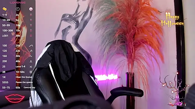 Snapshot of LiamDeep chatting on 10-29-25, 09:05 LiamDeep online show from 10-29-25, 09:05