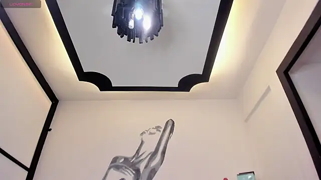 Snapshot of LiamDeep chatting on 11-06-25, 08:43 LiamDeep online show from 11-06-25, 08:43