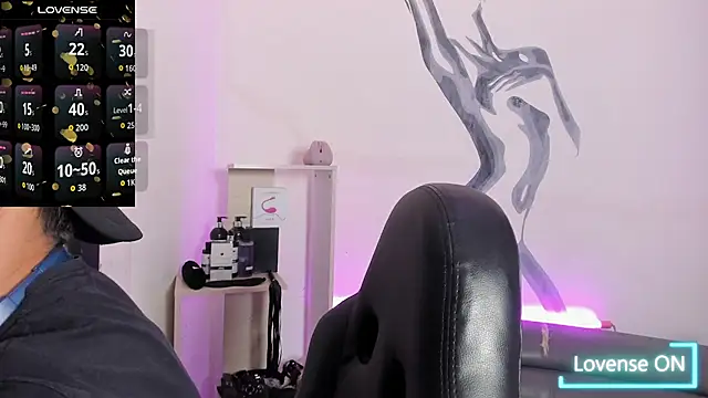 Snapshot of LiamDeep chatting on 11-07-25, 08:53 LiamDeep online show from 11-07-25, 08:53