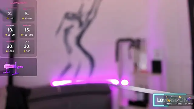 Snapshot of LiamDeep chatting on 11-19-25, 08:42 LiamDeep online show from 11-19-25, 08:42