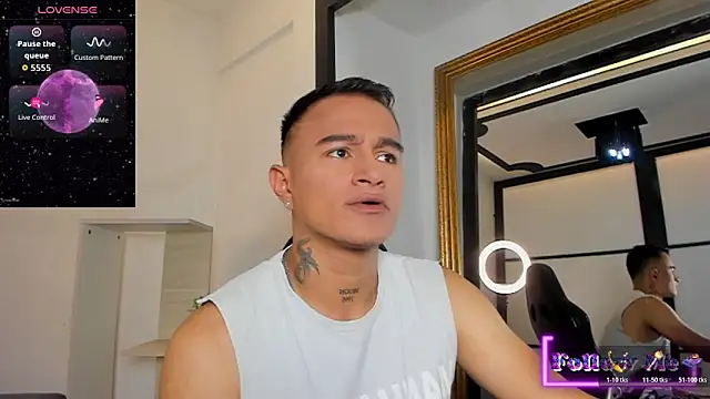 Snapshot of LiamDeep chatting on 11-28-25, 07:27 LiamDeep online show from 11-28-25, 07:27