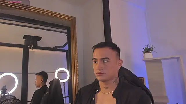 Snapshot of LiamDeep chatting on 12-05-25, 08:16 LiamDeep online show from 12-05-25, 08:16