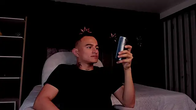 LiamDeep online show from 05-05-26, 08:06