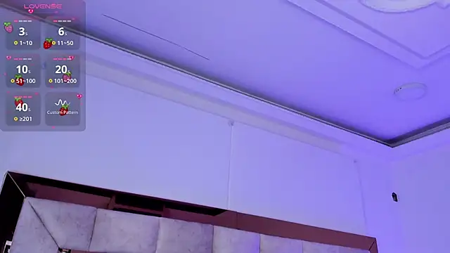 Snapshot of Morriggan chatting on 09-16-25, 08:54 Morriggan online show from 09-16-25, 08:54