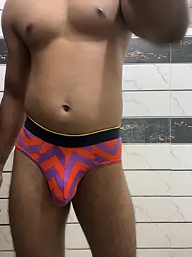 Snapshot of x7bong chatting on 10-10-25, 01:37 x7bong online show from 10-10-25, 01:37