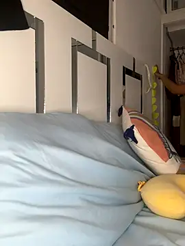 Snapshot of fendi_E chatting on 10-05-25, 05:50 fendi E online show from 10-05-25, 05:50