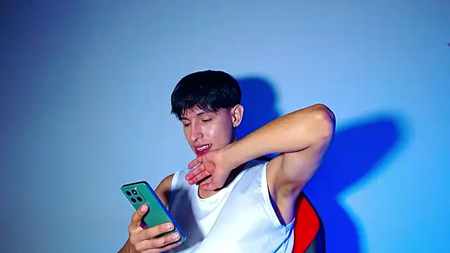 rowanbigboy23 online show from 11-28-25, 02:36