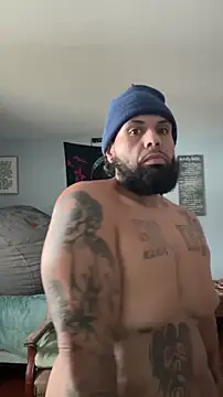 Snapshot of Lunablu13 chatting on 12-13-25, 08:04 Lunablu13 online show from 12-13-25, 08:04