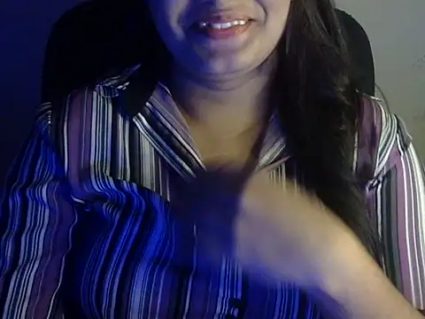 Snapshot of Aanya_Hazel chatting on 10-17-25, 06:21 Aanya Hazel online show from 10-17-25, 06:21