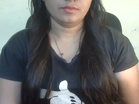 Snapshot of Aanya_Hazel chatting on 11-19-25, 02:17 Aanya Hazel online show from 11-19-25, 02:17