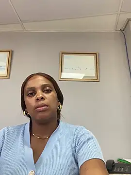 Snapshot of 031bubbles chatting on 02-19-26, 07:15 031bubbles online show from 02-19-26, 07:15