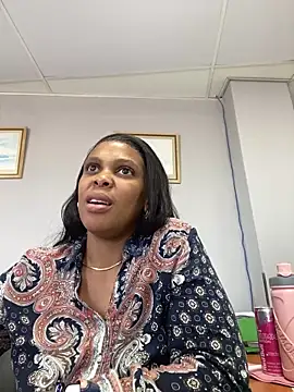 Snapshot of 031bubbles chatting on 03-10-26, 11:59 031bubbles online show from 03-10-26, 11:59