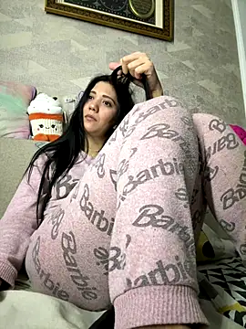 PrincessYYara online show from 12-14-25, 07:40