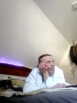 Snapshot of Kuba_Gd chatting on 04-28-26, 04:01 Kuba Gd online show from 04-28-26, 04:01